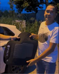 Cliente exibindo tapete Polo